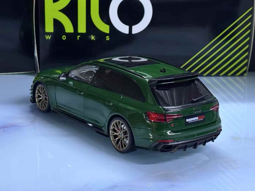 KiloWorks 1/18 Audi RS4 Avant DarwinPro Green — SIX6PEED