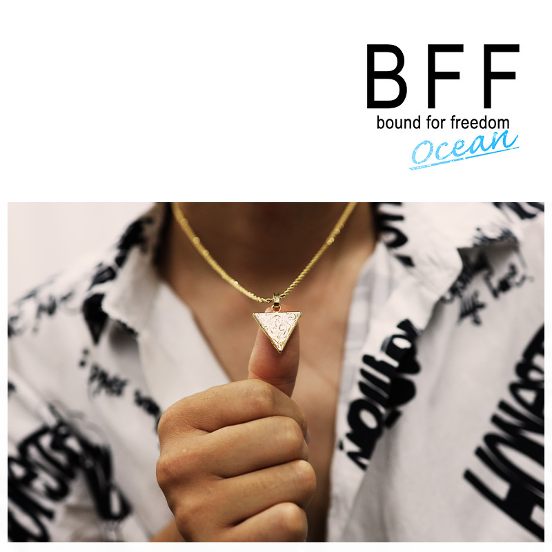 BFF ブランド トライアングルネックレス ゴールド 18K GP gold 金色