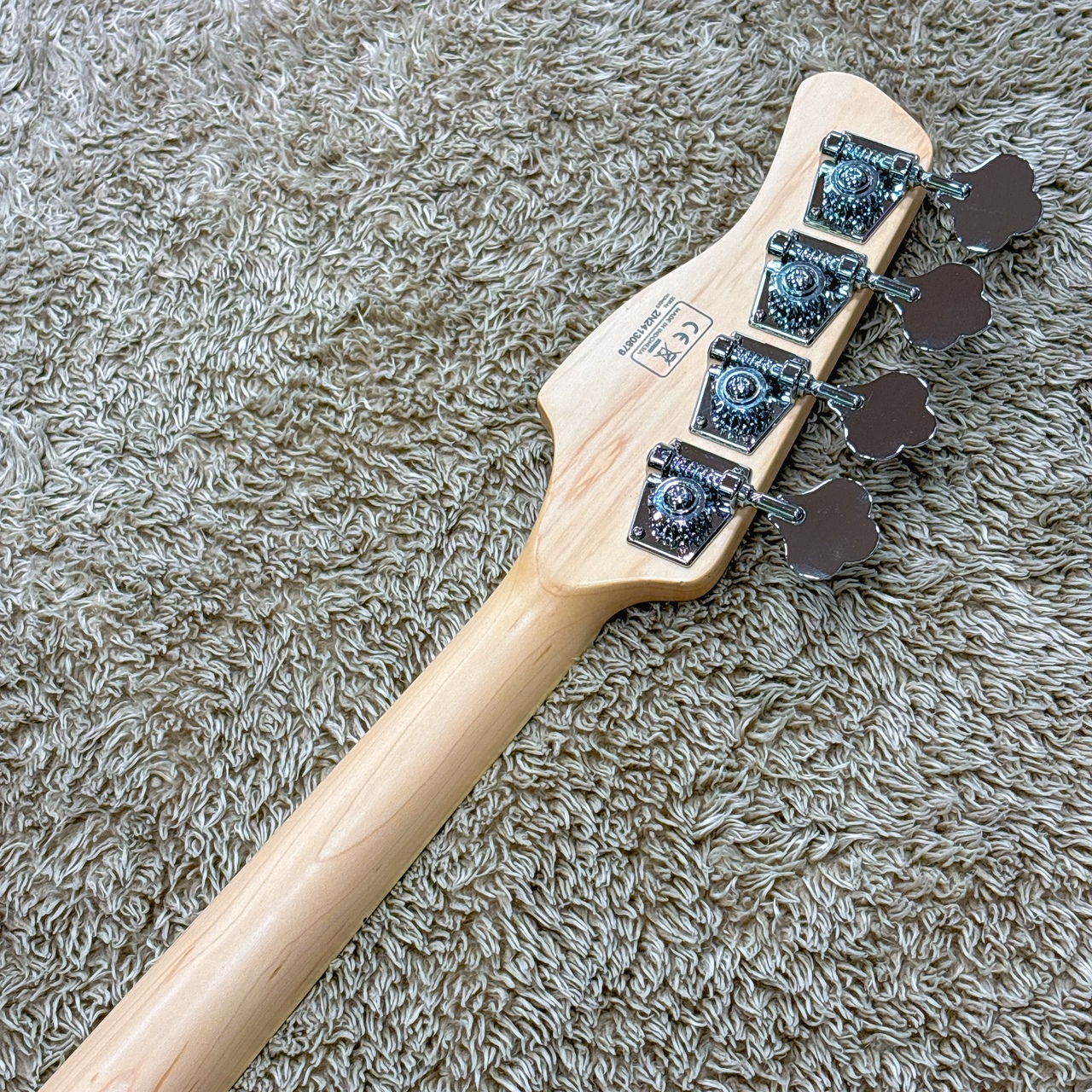 Sire Marcus Miller V7 Ash Reissue 4st NT.S (Natural Satin) 【展示