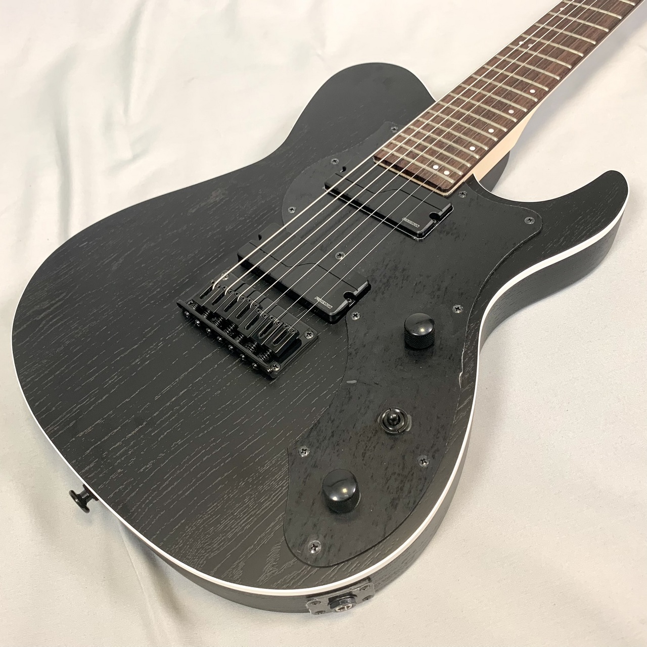 FUJIGEN(FGN) J-Standard ILIAD JIL72-ASH-DE-R/OPB (Open Pore Black