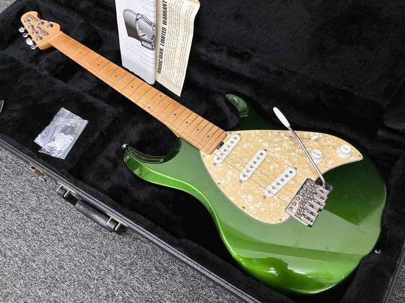 MUSIC MAN SILHOUETTE SPECIAL SSS（中古）【楽器検索デジマート】