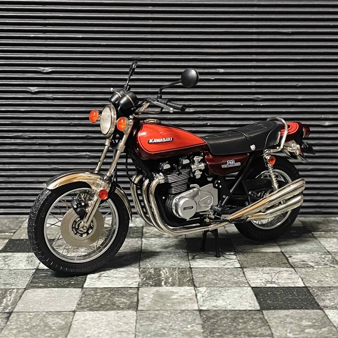 カワサキ - 1/18 マルサン 鉄馬プロジェクト カワサキ 750RS Z2の通販