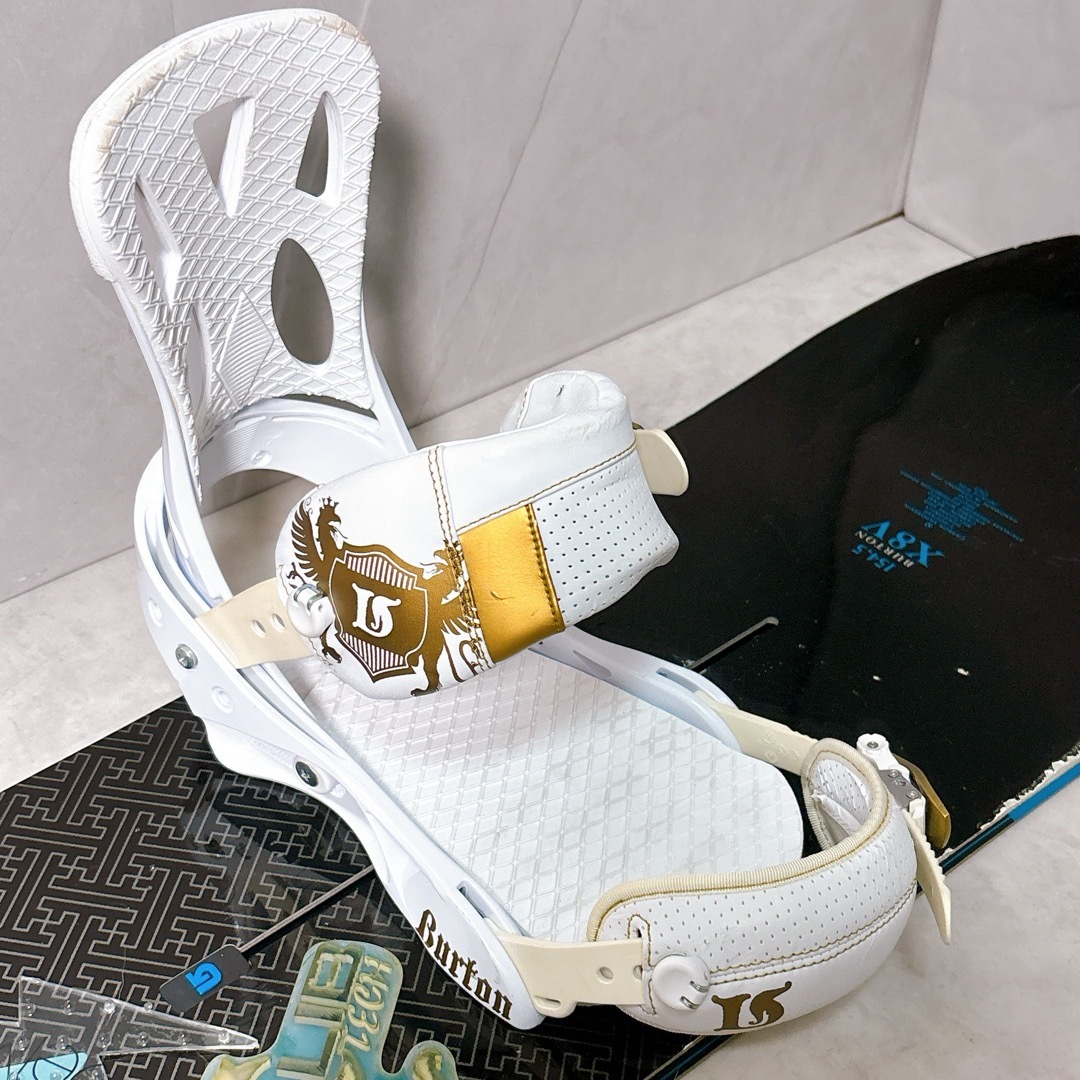 BURTON - トモ様用バートン2点セット X8V + MISSION グラトリ Wax済の