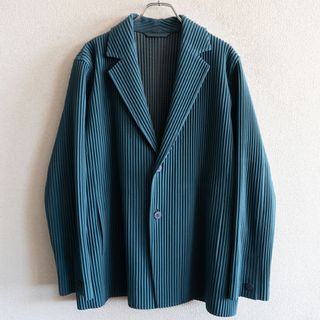ISSEY MIYAKE（テーラードジャケット）のフリマアイテム一覧