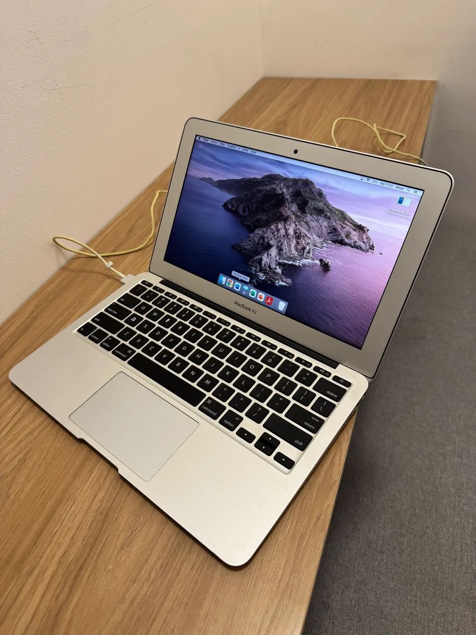 macbook air 11 2012