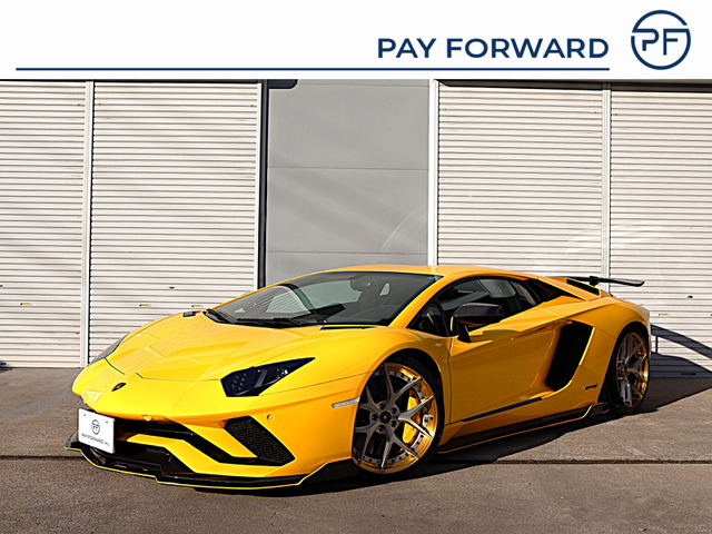 アヴェンタドール（ランボルギーニ）の歴代モデル・グレード別カタログ