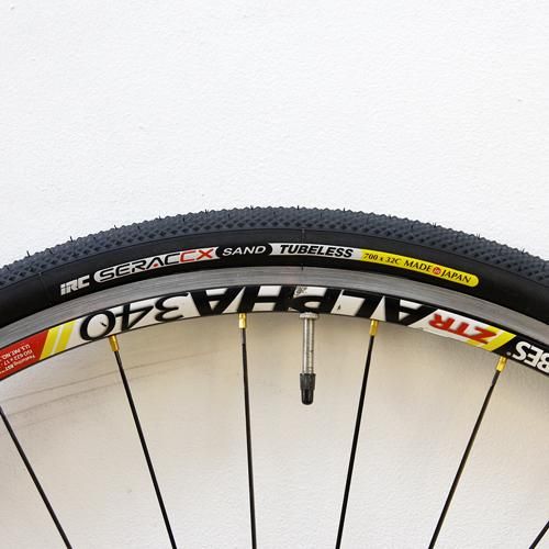 IRC TIRE / SERAC CX SAND (シラク CX サンド チューブレスタイヤ