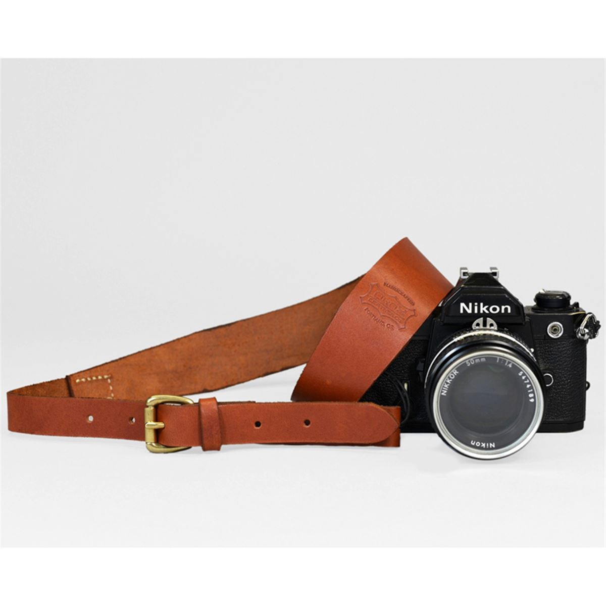 米レザークラフトメーカー「Orox Leather」のクラシックカメラ