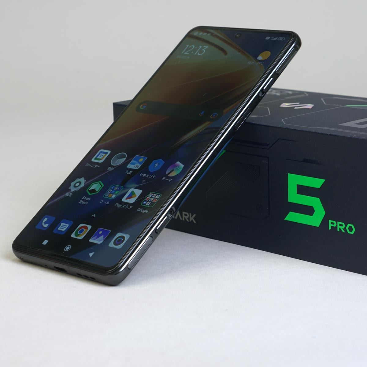 サウンドもカメラもハイレベルなゲーミングスマホ「Black Shark 5 Pro