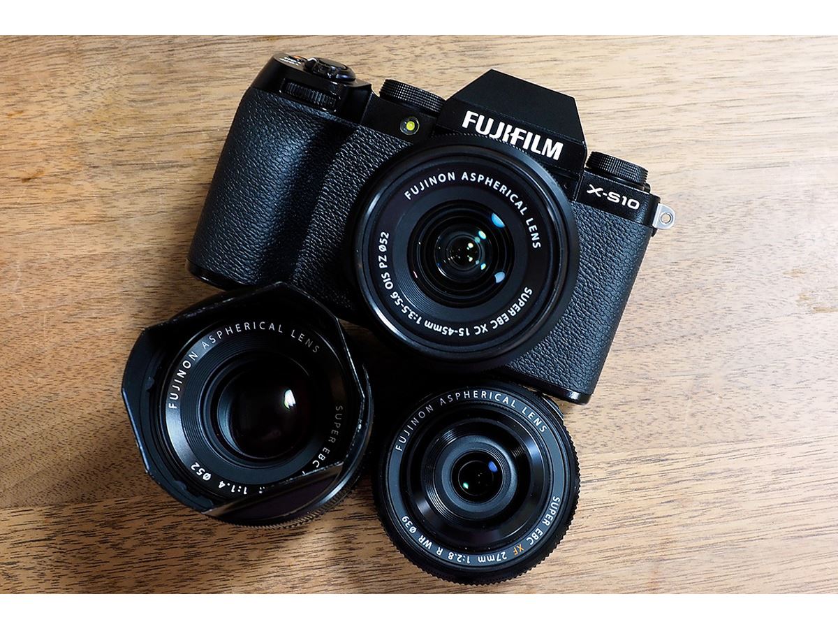 富士フイルム「X-S10」にマッチする最強お散歩レンズはどれ
