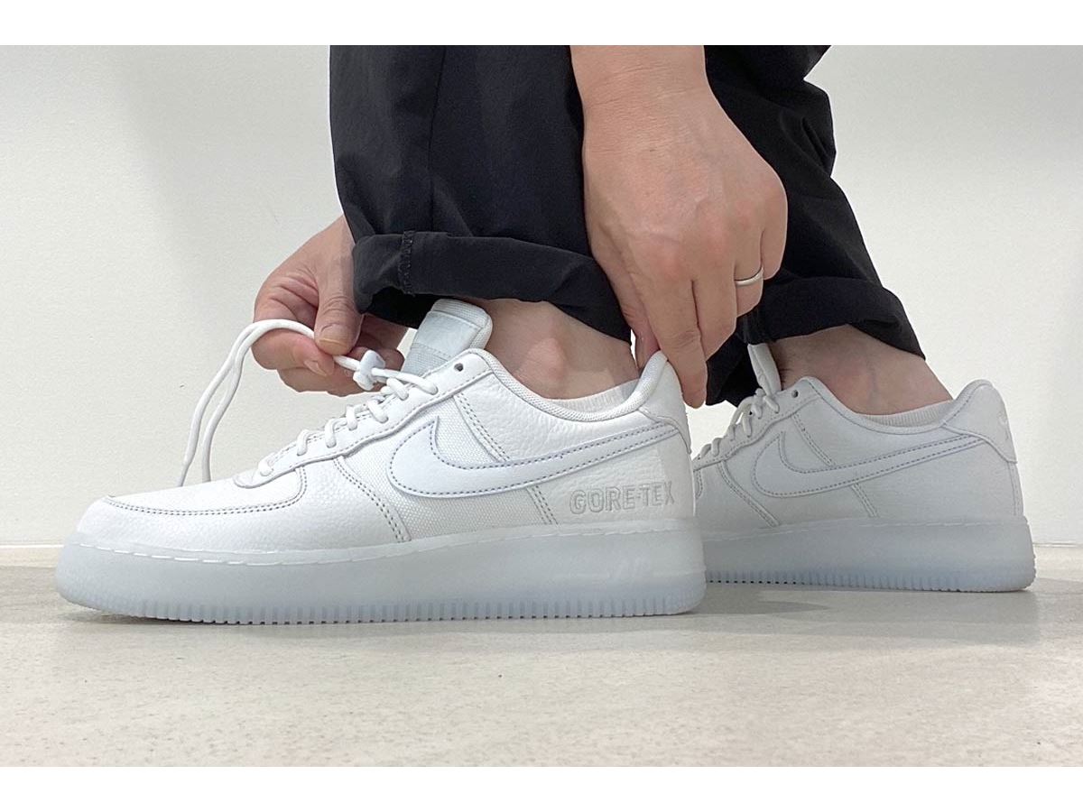 まだ買える！ 雨の日に履きたくなる「ナイキ エア フォース 1」GORE