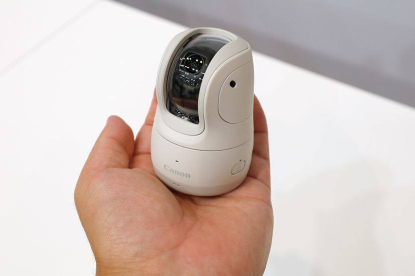 家族の専属カメラマン！ キヤノンが自動撮影カメラ「PowerShot PICK