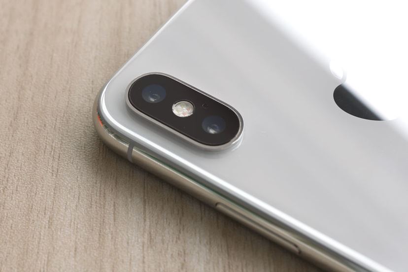 iPhone X」を1週間使って感じた、いいところと気になるところ - 価格