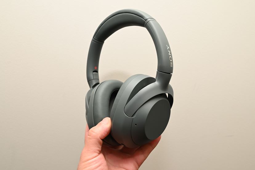 重低音特化のソニー新シリーズ「ULT POWER SOUND」 ヘッドホンと