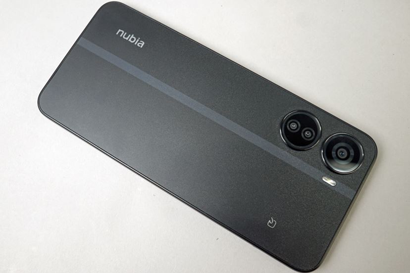 おサイフケータイと水没対応が魅力！ お手ごろスマホ「nubia Ivy