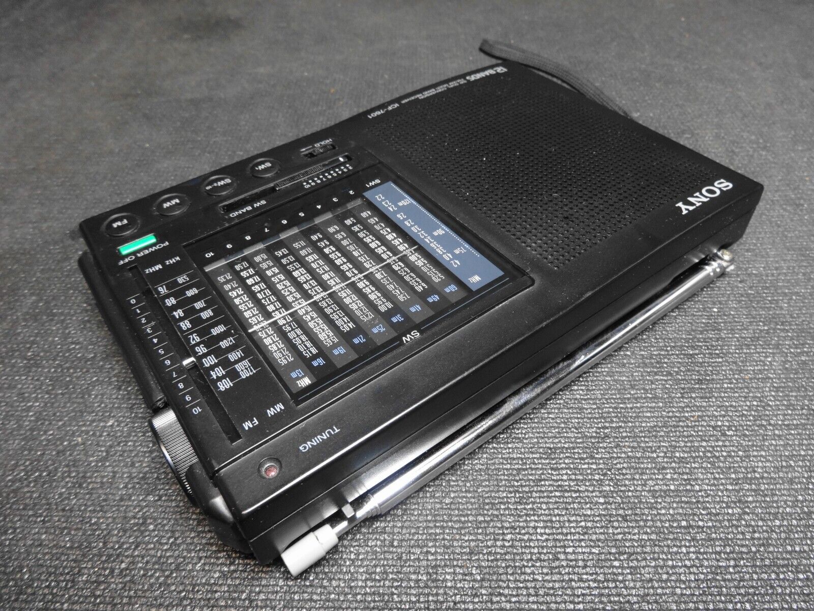 SONY ICF-7601 MULTI BAND AM FM SW ANALOG PORTABLE RECEIVER 12