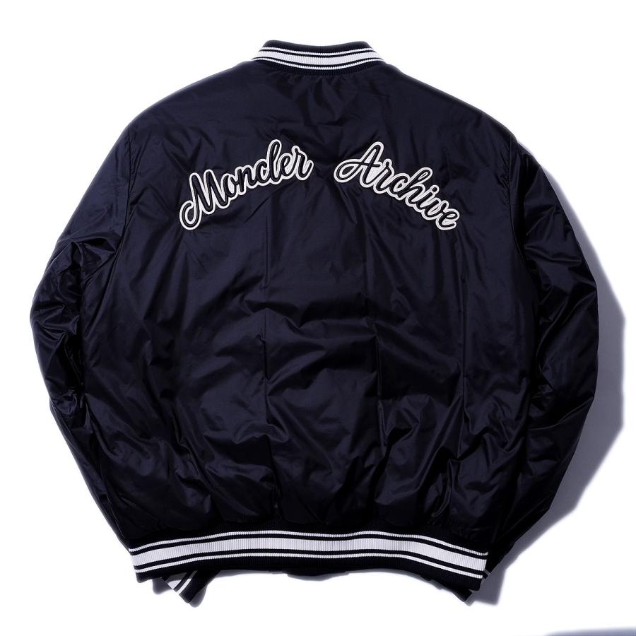 MONCLER（モンクレール） リバーシブル ライトダウンジャケット