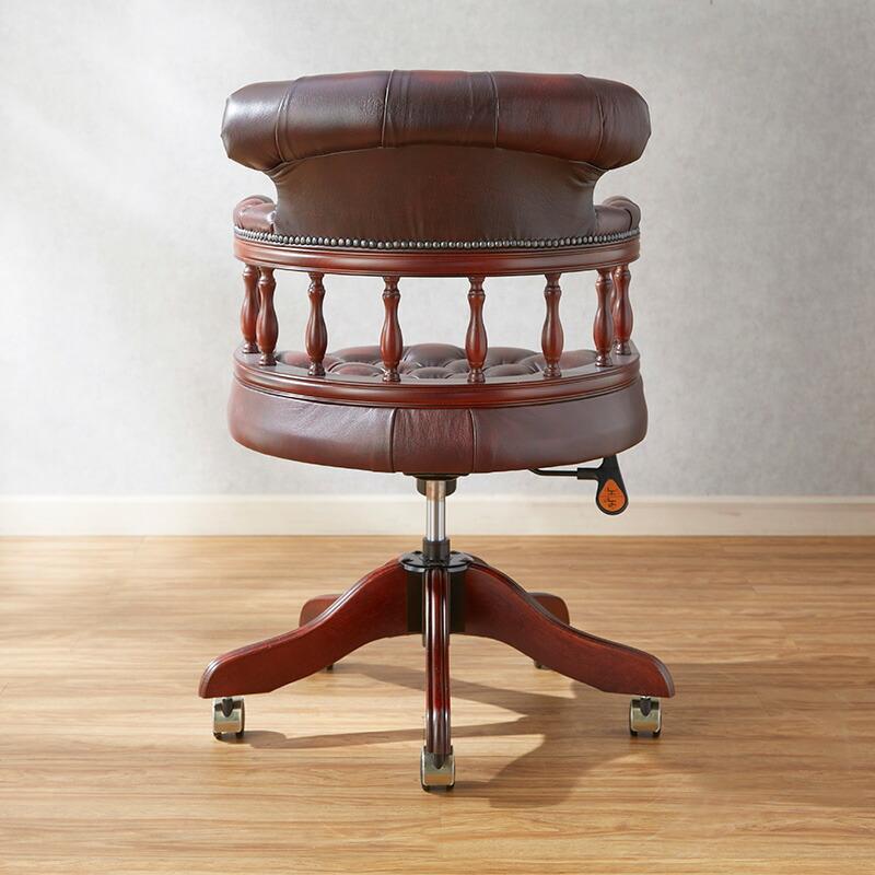 キャスター付き チェア Captain's Swivel チェスターフィールド