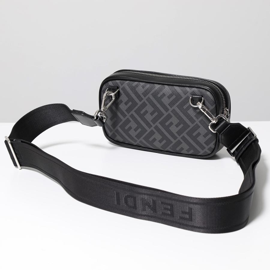 FENDI（フェンディ） ショルダーバッグ CAMERA CASE SMALL カメラ