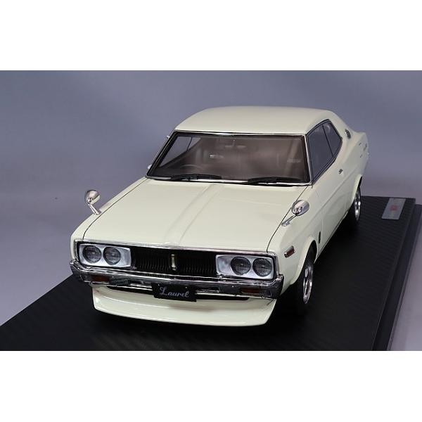 イグニッションモデル 1/18 日産 ローレル 2000SGX (C130) ホワイト