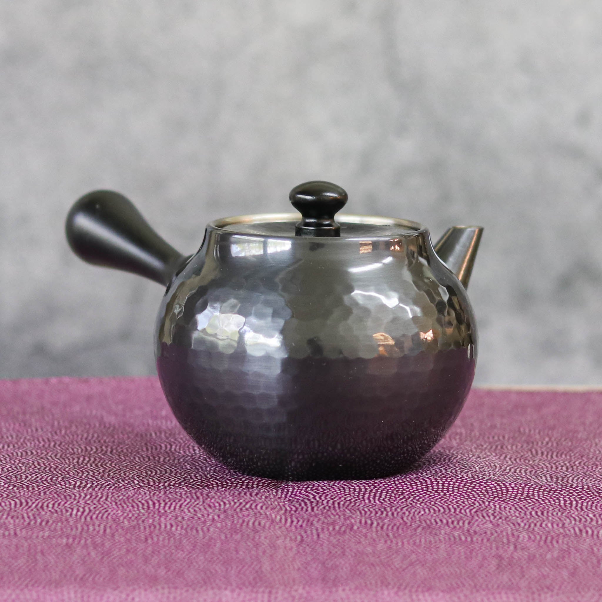 燕三条 急須 | 黒銅仕上鑓目(横手) | 新光堂