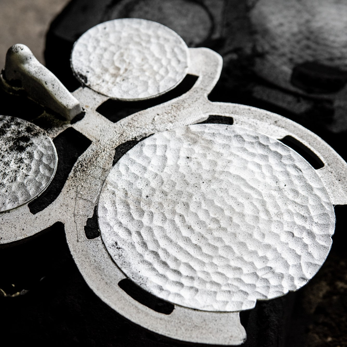 鋳物 スイーツプレート | Uchidashi | L | 金森合金