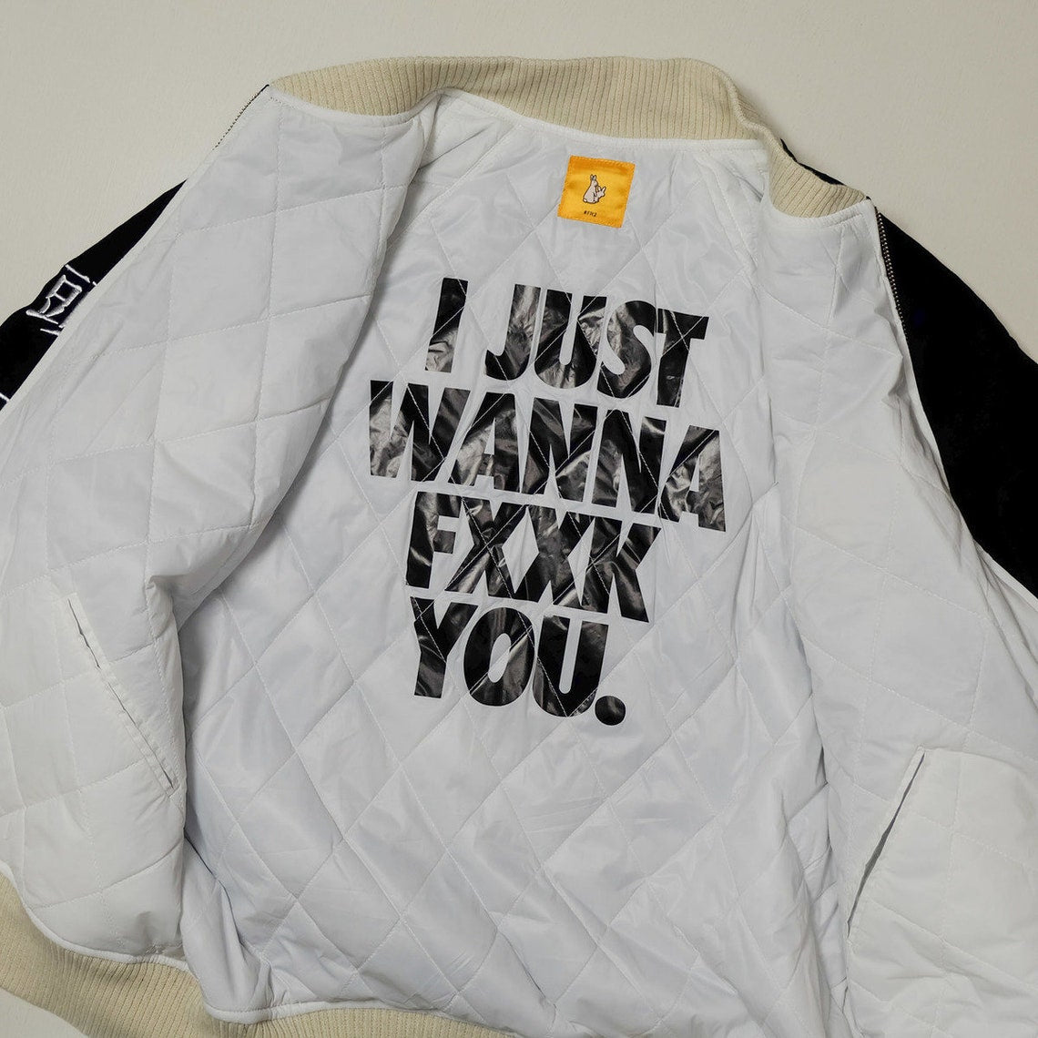 VANQUISH FR2 Sold Out Very Rare Japan Japanese Fucking Rabbits I