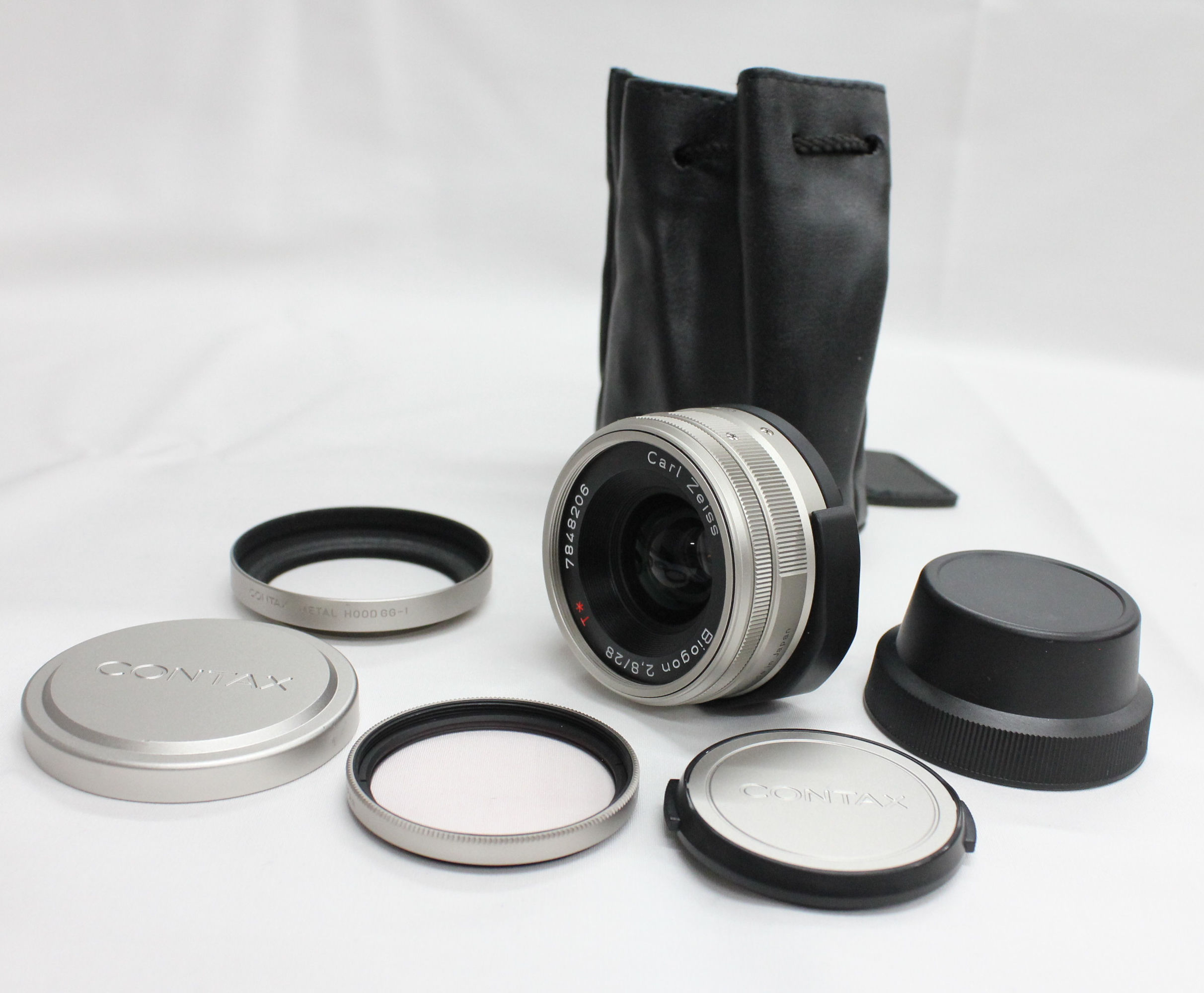 Contax G1 Green Label w/ Carl Zeiss Biogon 28mm F/2.8 & Hood/Case