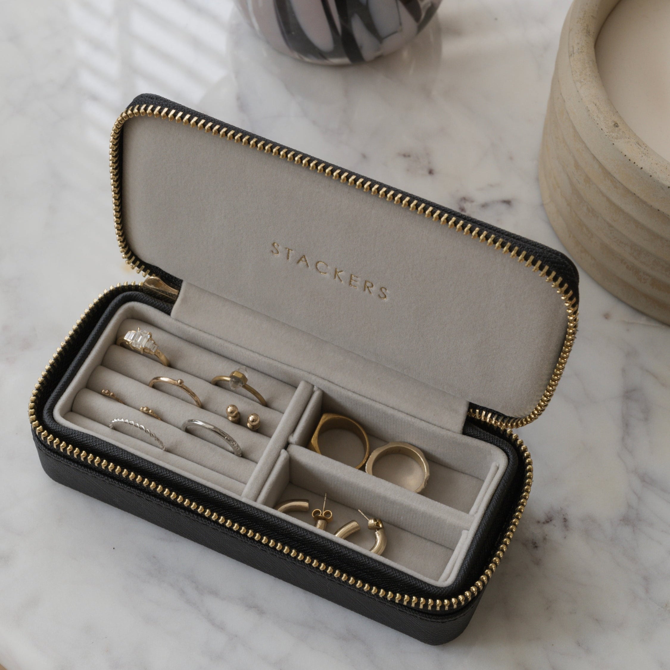 Stackers Black Medium Travel Jewellery Box – STACKERS LONDON