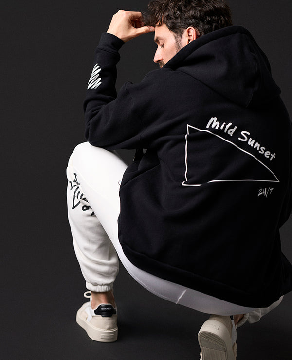 Mジップパーカー – 買えるLEON