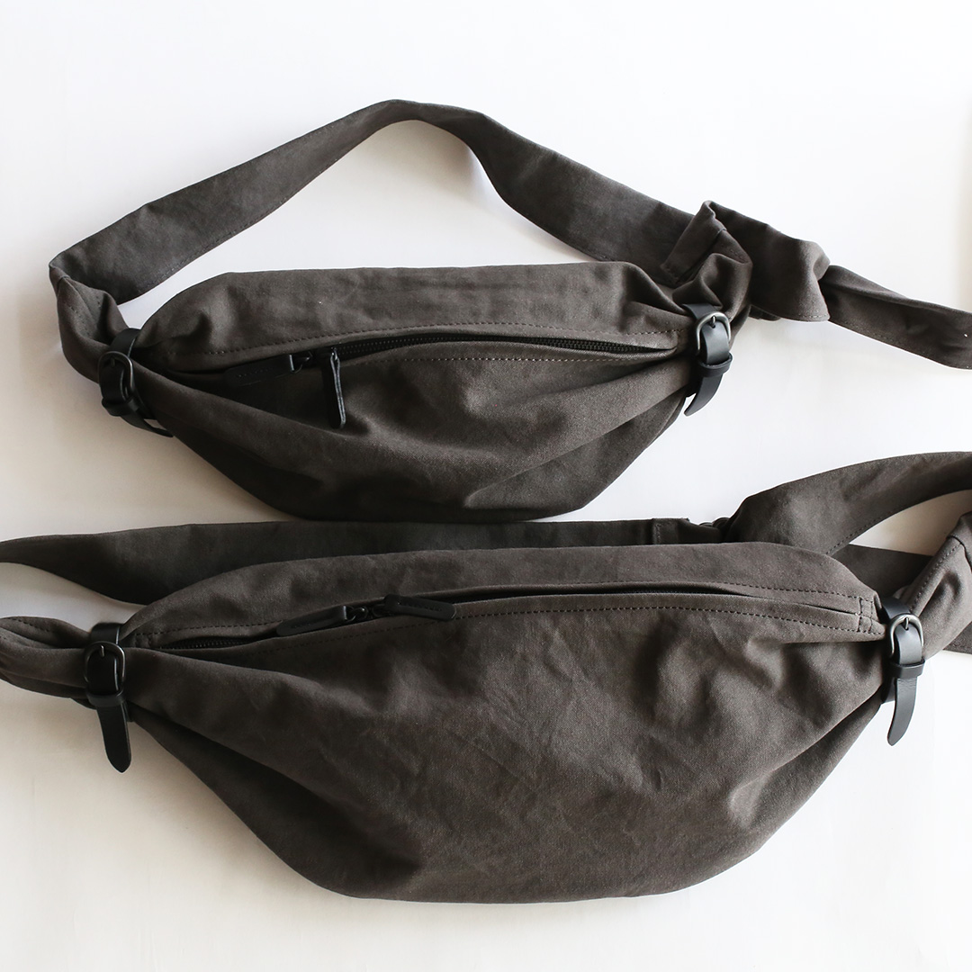 備長炭染め帆布ボディバッグミニ | 香久山鞄