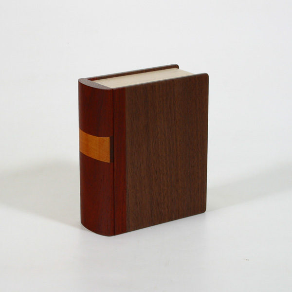 本 | からくり箱