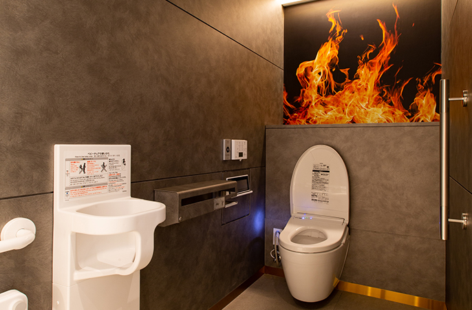 デラックストイレ | 刈谷ハイウェイオアシス