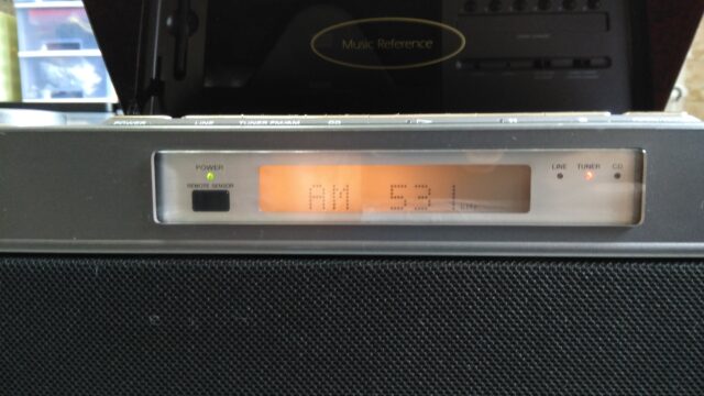 SONY セレブリティ D-3000のCD読み込み調整、バックライト交換、ボタン