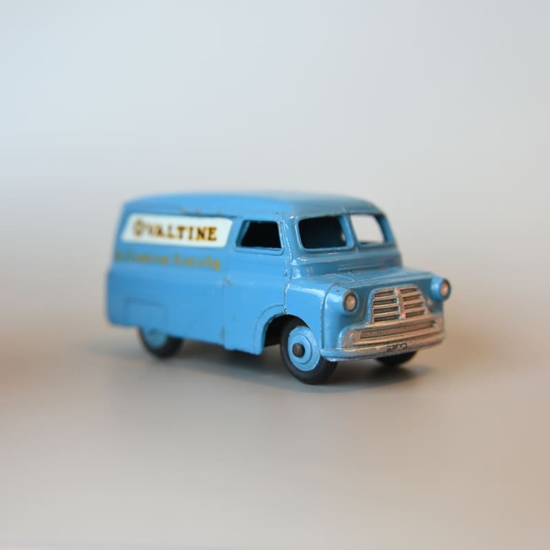 DINKY TOYS MADE IN ENGLAND – 神戸アンティークウェアハウス