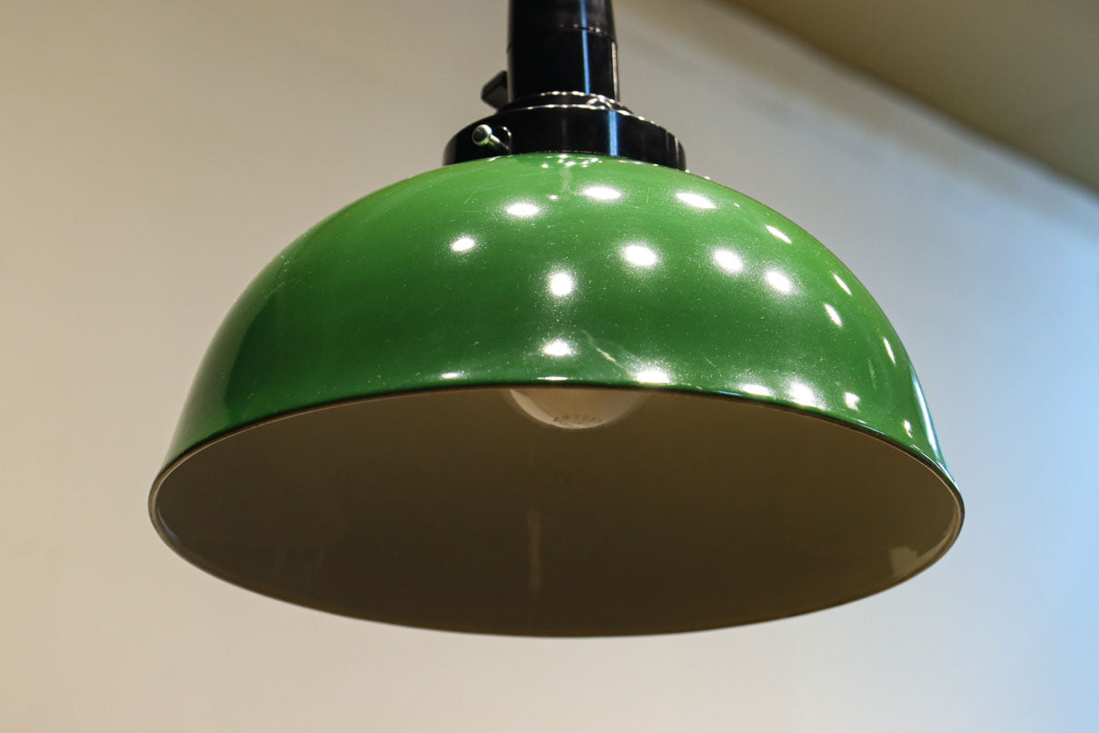 昭和レトロ!! グリーンで整えた大変珍しいノリタケの電笠 DC4877 – 古