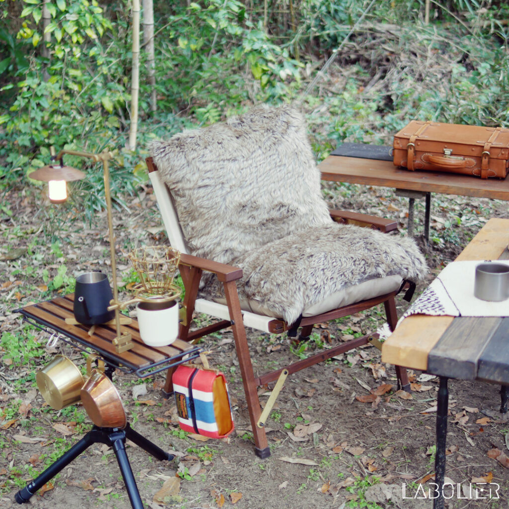 ギアレビュー｜コンダクターズチェア / CAMP on PARADE│LABOLIER