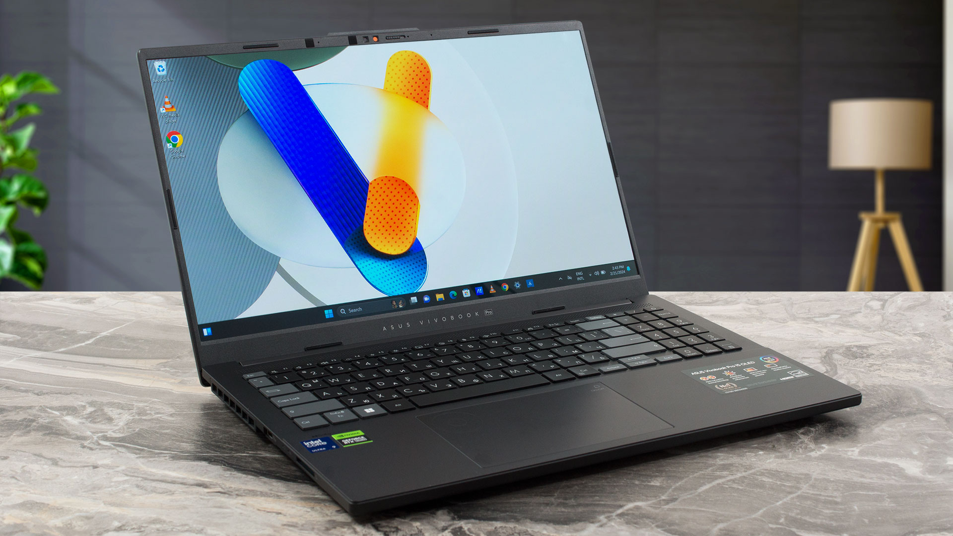 ASUS Vivobook Pro 15 OLED (N6506) review - Killer Display, Lasting