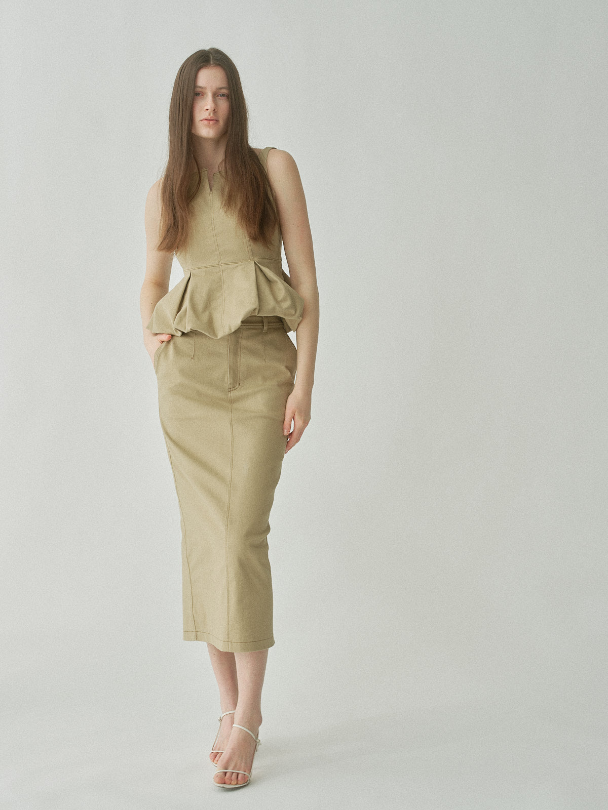 Sculpted Peplum Balloon Top – L'AUBE BLANC