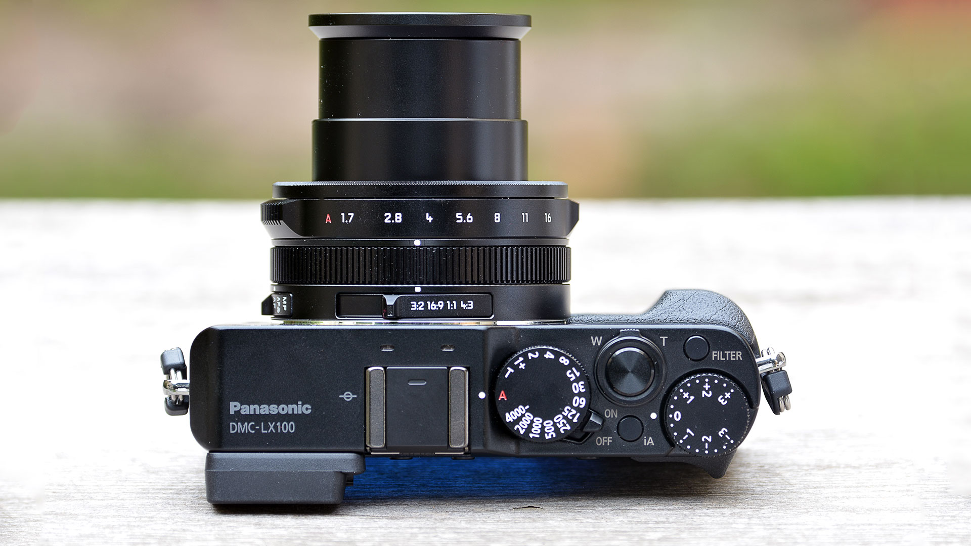 Panasonic Lumix DMC-LX100 Review