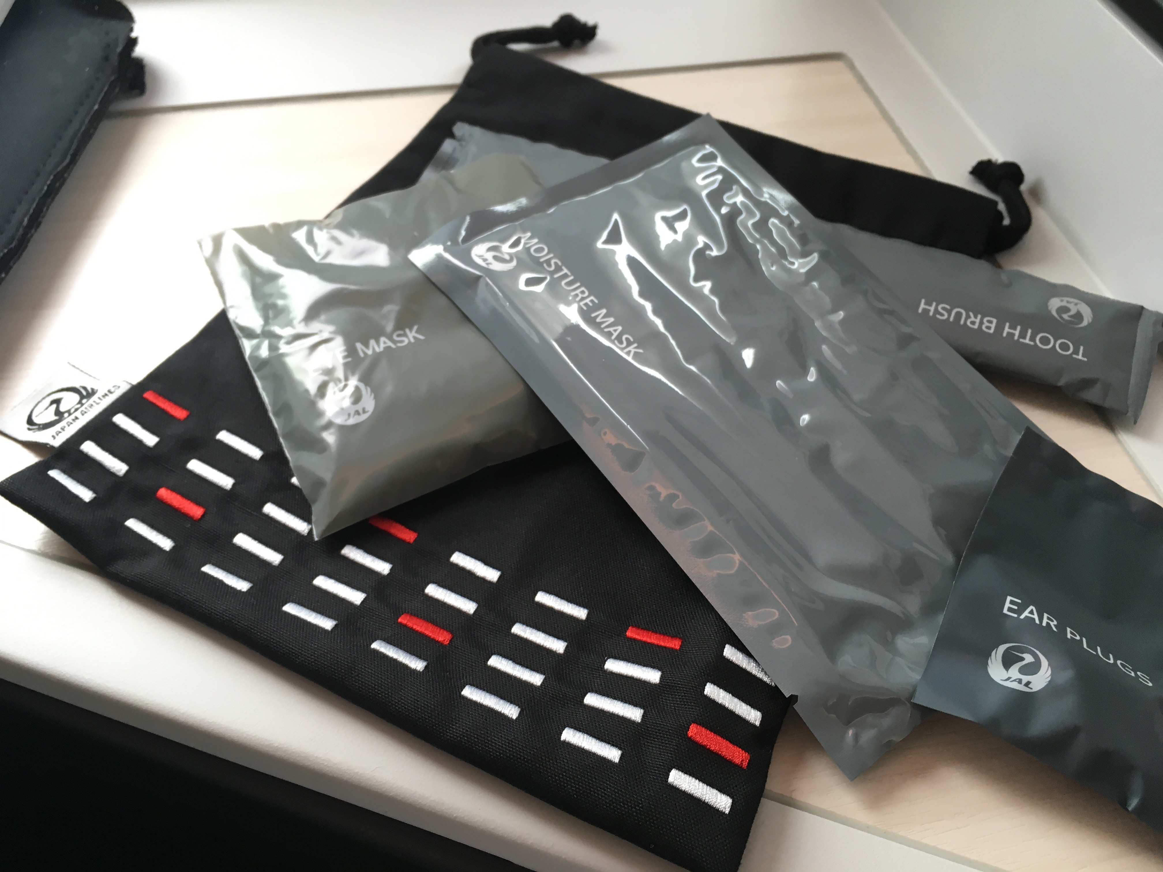 飛行機のアメニティは持ち帰りしていいの？JAL&ANAビジネスクラス