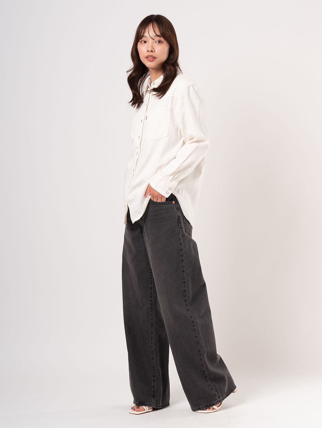 XL STRAIGHT ブラック – リーバイス®公式オンラインストア