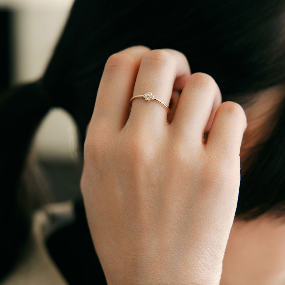 K10 ダイヤモンド フラワー モチーフ リング | 26-7415ダイヤモンド