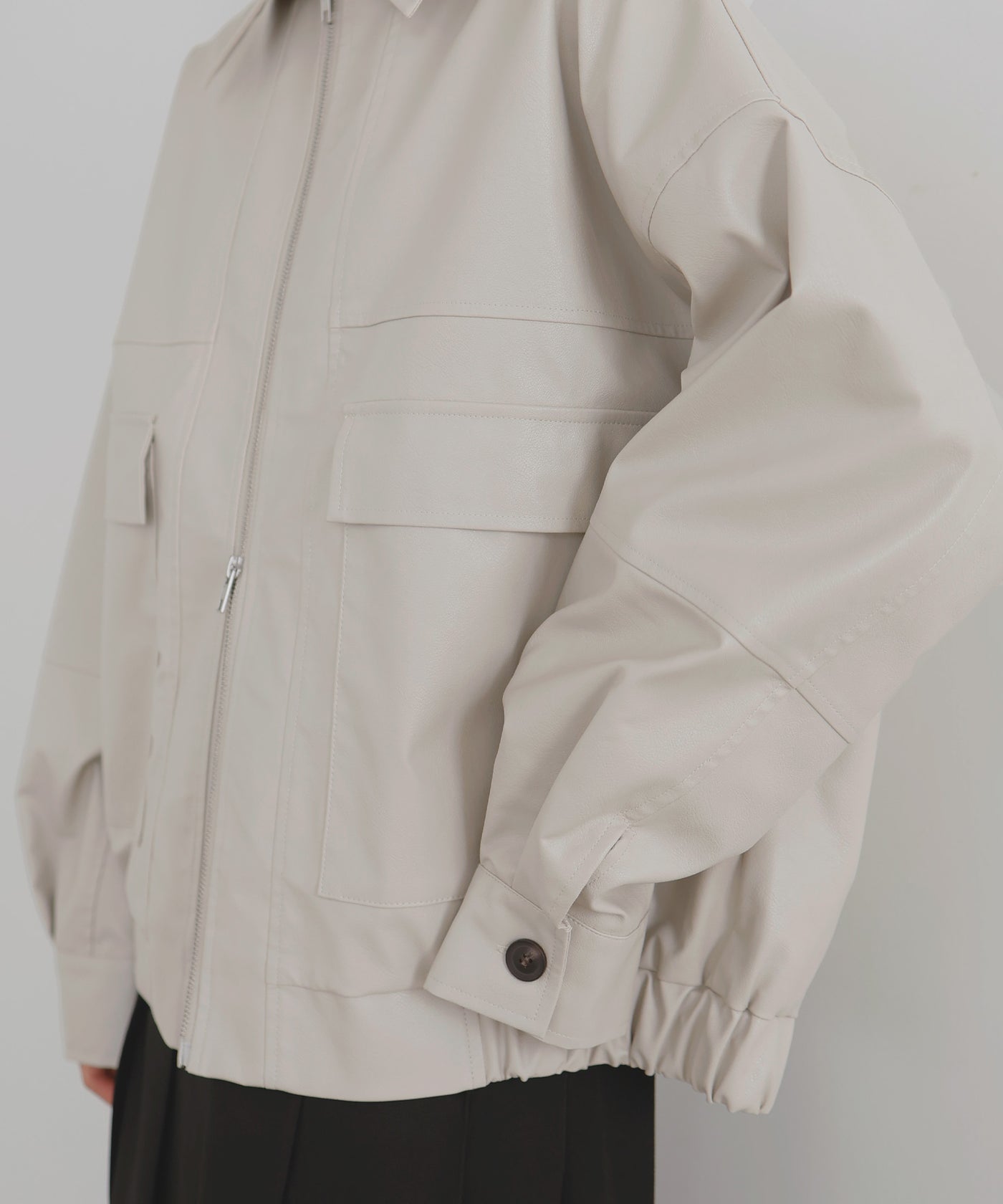 フェイクレザーミドルブルゾン – LIAN