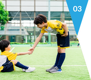 3歳～小学生対象｜リベルタサッカースクール