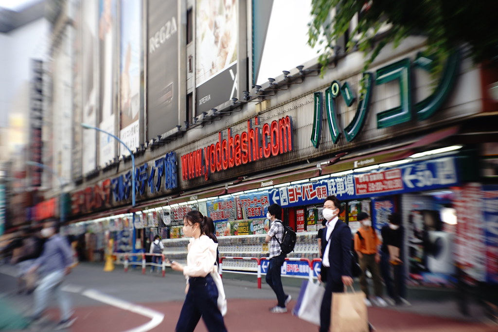 シネレンズ】ZUNOW 38mm F1.9 Dマウントでグルグルボケ・放射状ボケを