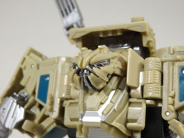 ボーンクラッシャー＿TFスタジオシリーズ / SS-24 : 辛口おもちゃノート