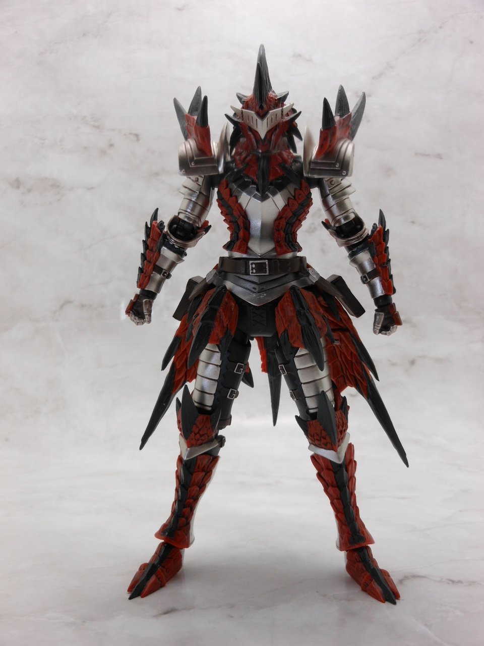 MH4 レウスシリーズ装備ハンター」レビュー : 喪系なかれら