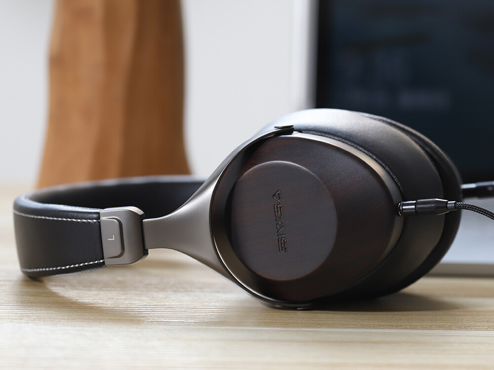 Sivga Robin SV021」 天然木を使った美しい外観とボーカルが映える