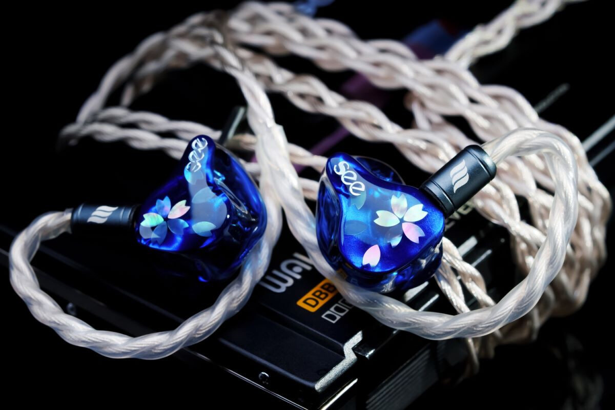 SeeAudio Neko (Int'l version)」 6BA構成＆高品質ケーブル採用。人気